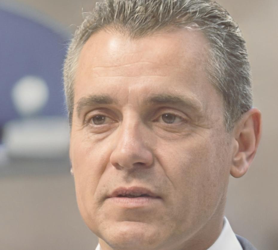 Portrait de Thomas, expert en analyse financière